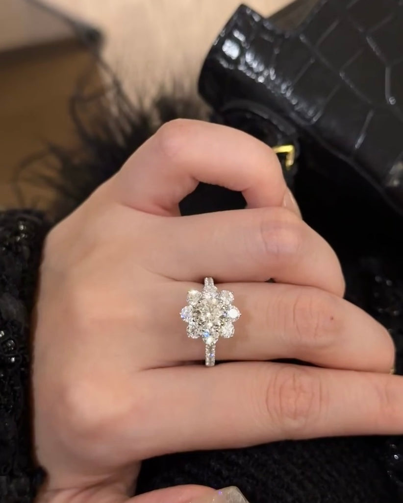 GAL sunflower lab-grown diamond 18K ring *pre-order*