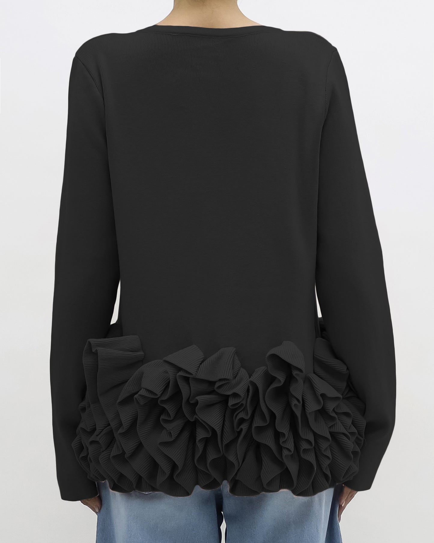 black ruffles hem knitted top *pre-order*