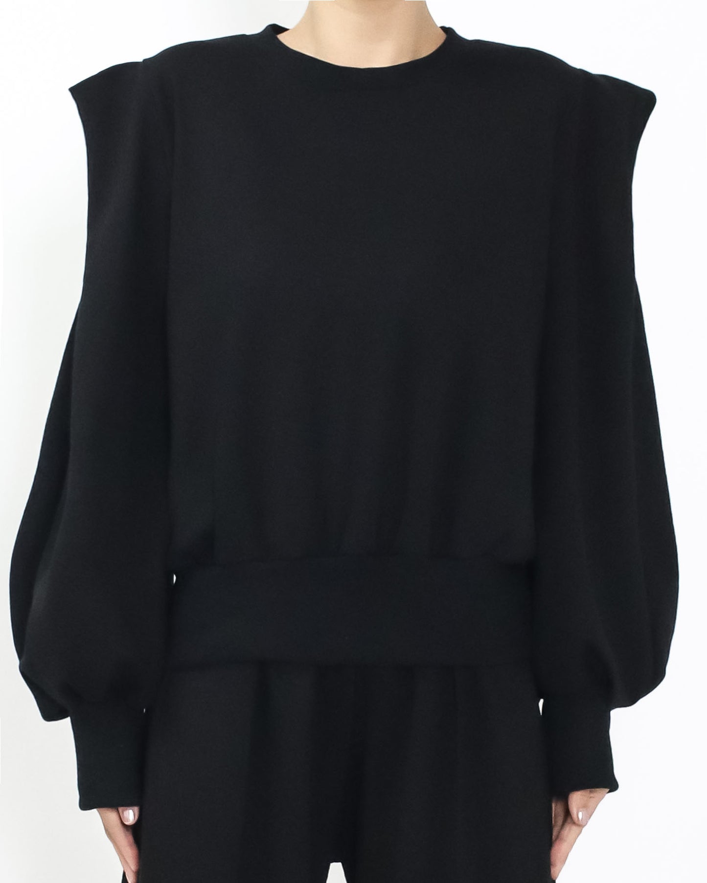black sweatshirt & straight pants set *pre-order*