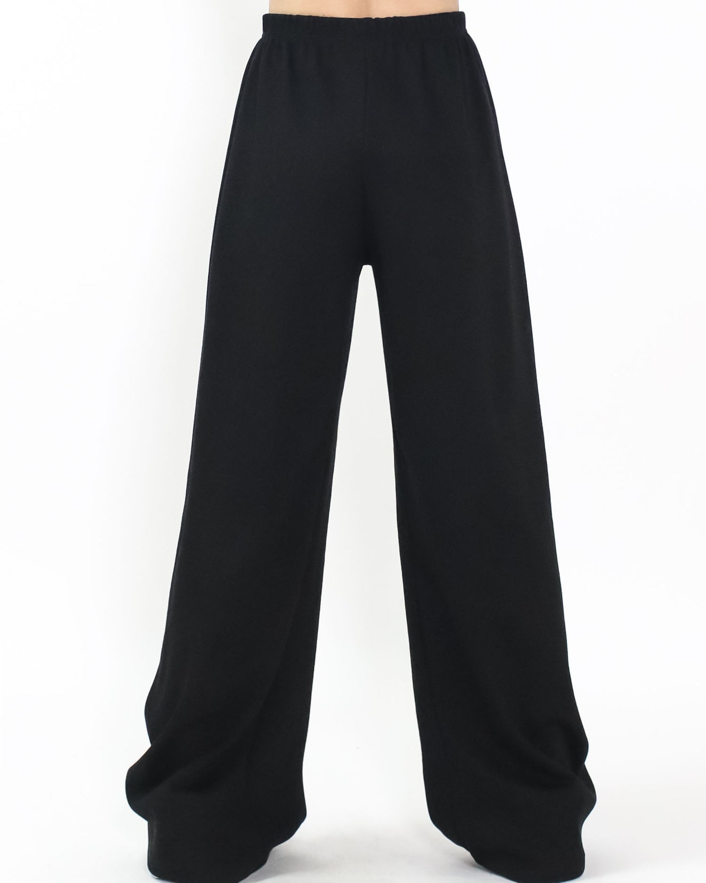 black sweatshirt & straight pants set *pre-order*
