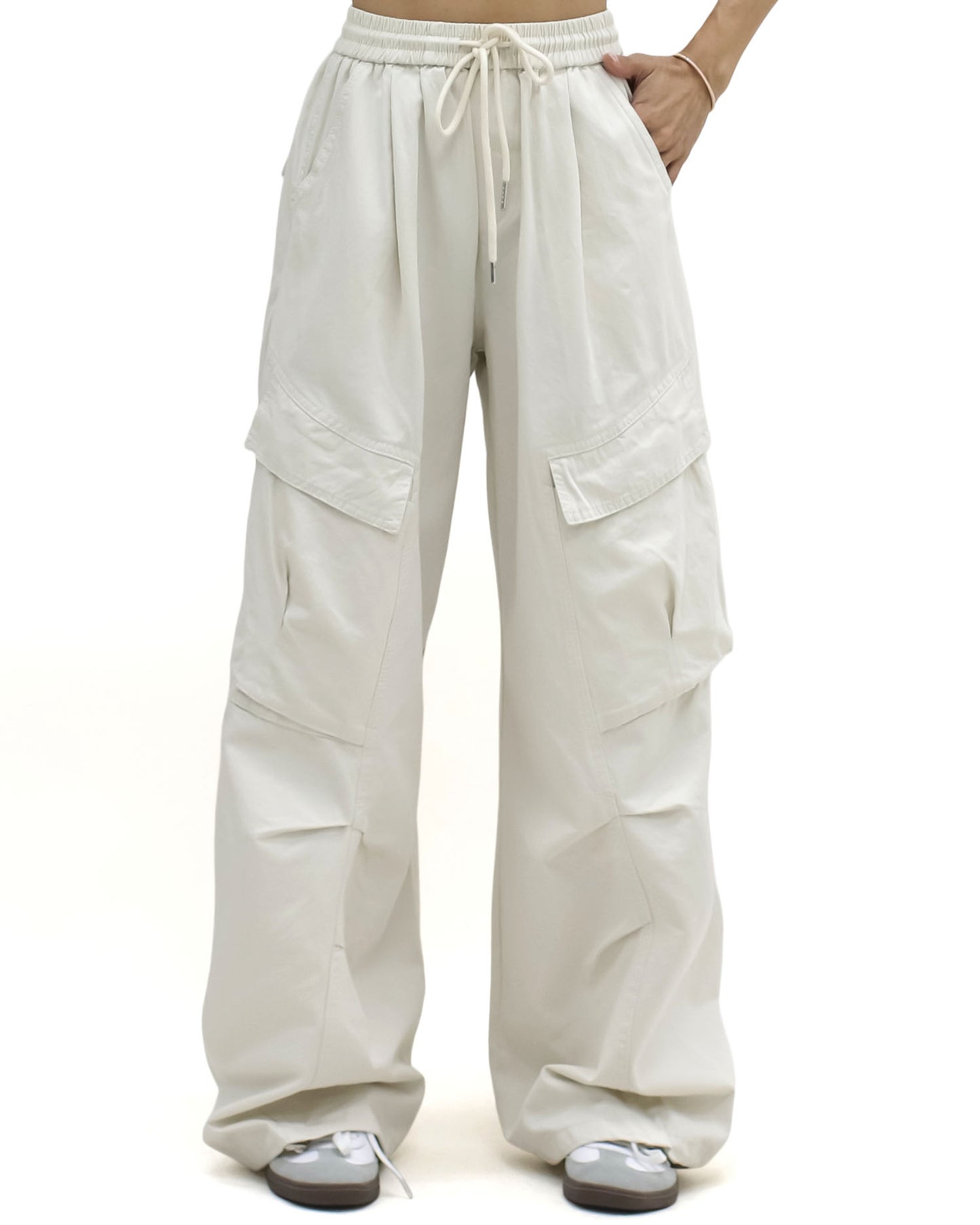 ivory ruched pockets cargo pants *pre-order*