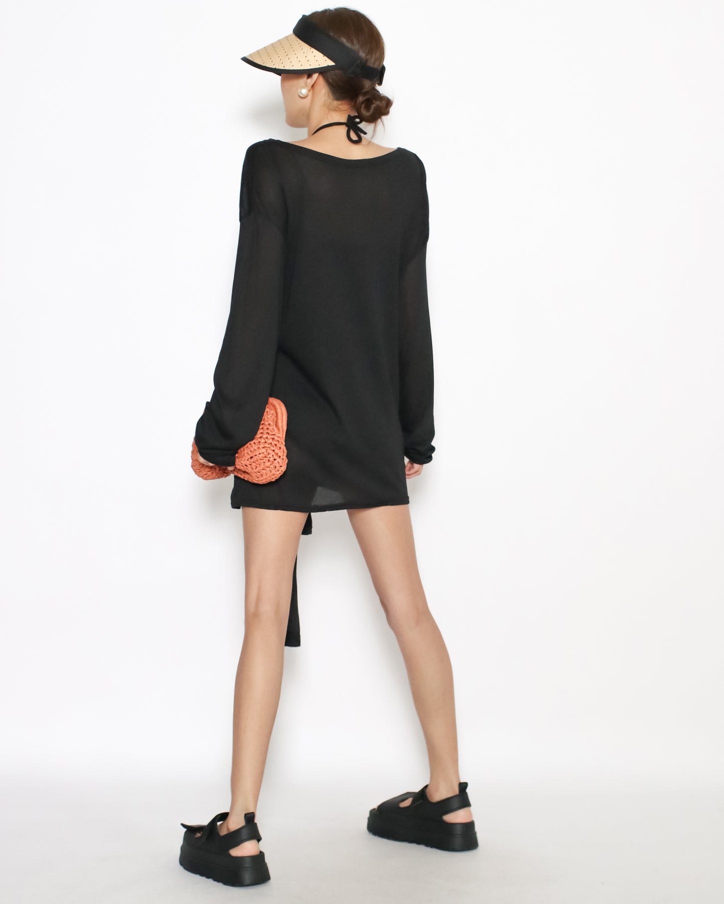 black knotted front cover up top