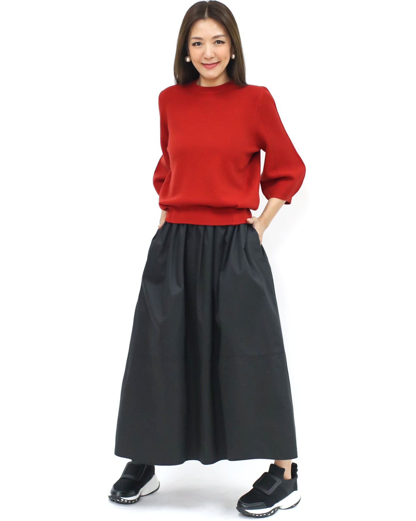 red puff sleeves knitted top