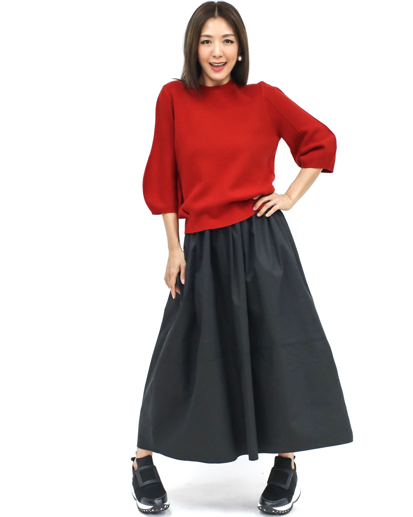 red puff sleeves knitted top
