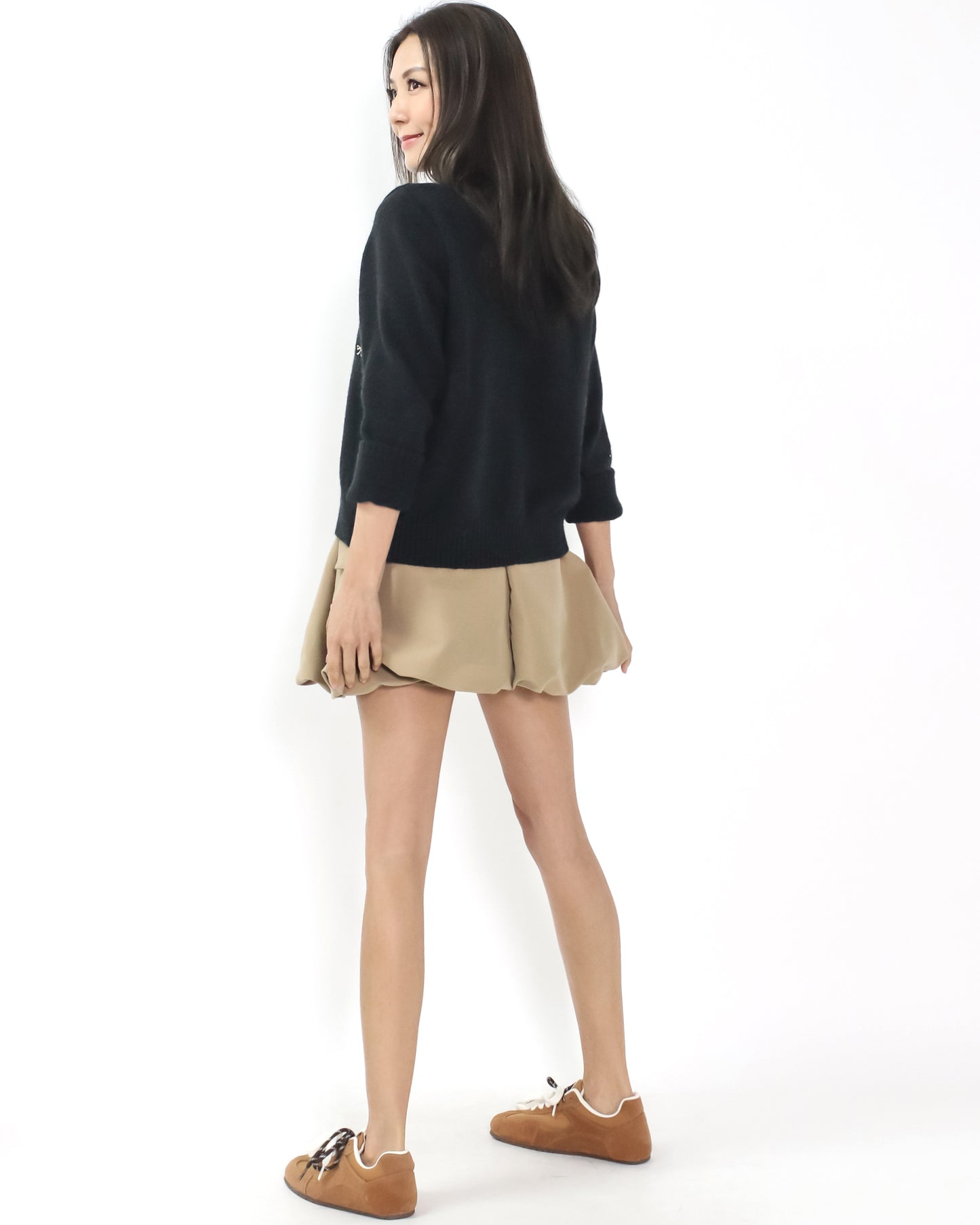 black w/ gold stitched knitted cardigan
