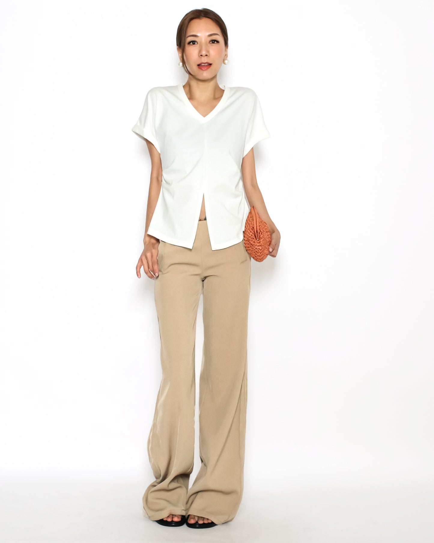 ivory V neck cutout front roll sleeve tee
