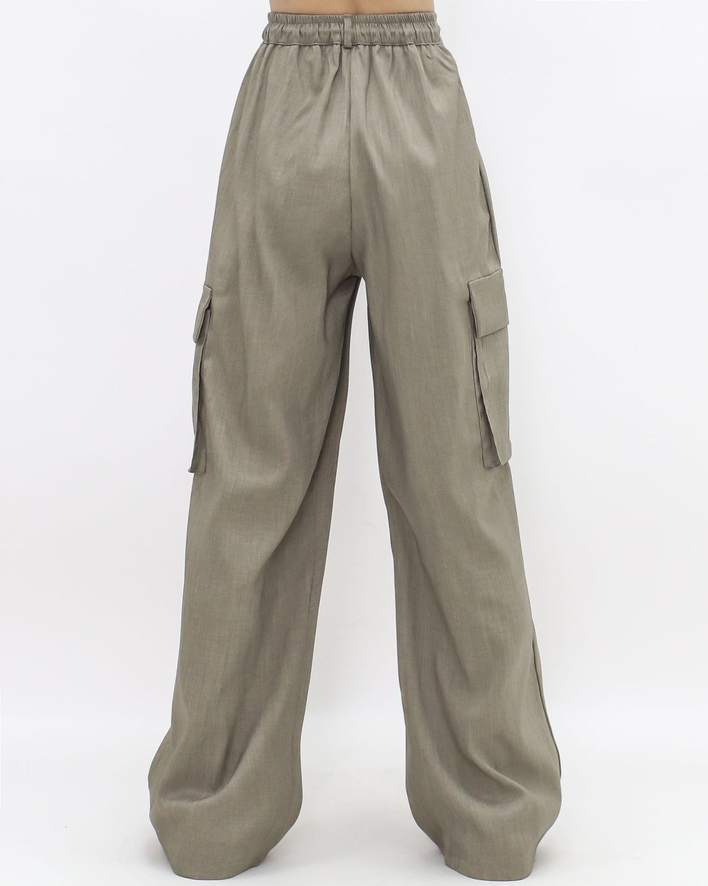 beige sides pockets cargo straight legs pants *pre-order*