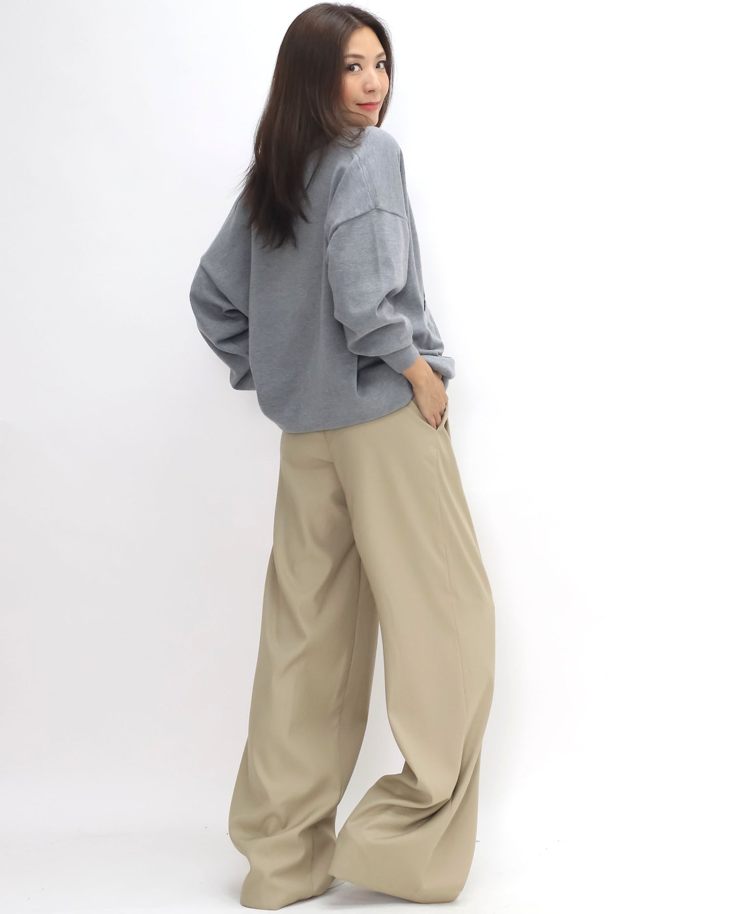 grey one shoulder knitted vest w/ cardigan set