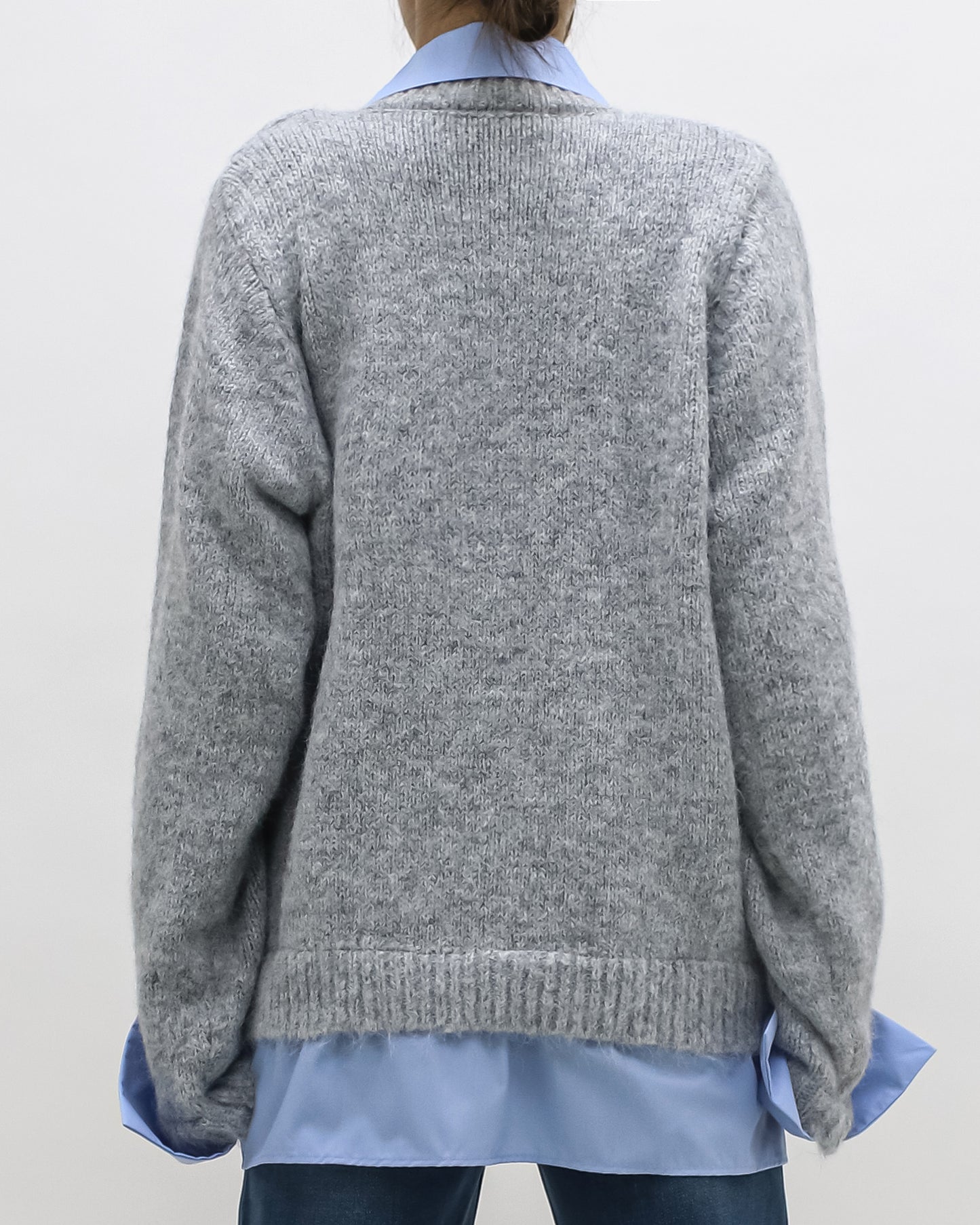 grey w/ blue shirt contrast knitted top