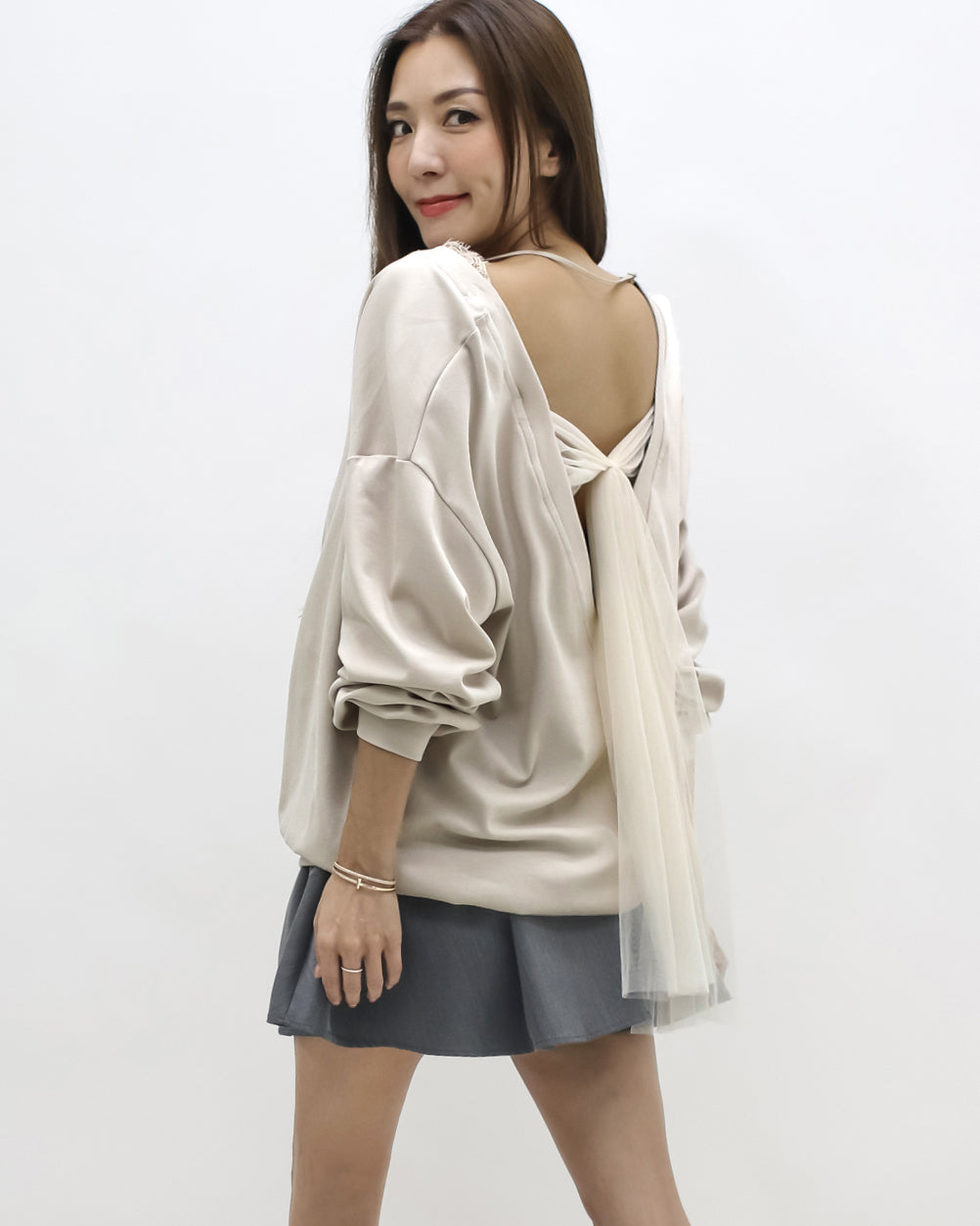 beige w/ mesh bow back soft sweatshirt