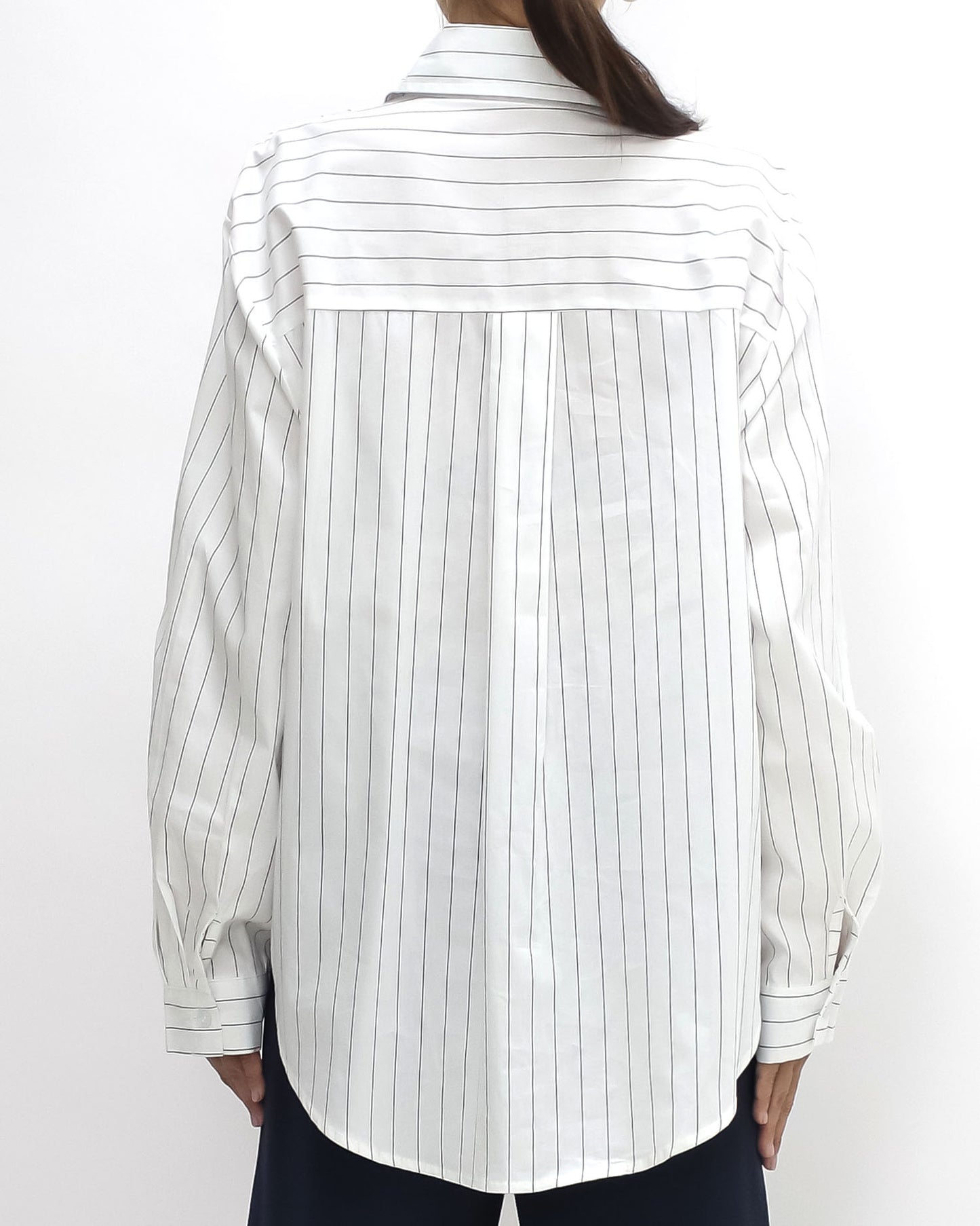 ivory stripes w/ stitched pocket shirt *pre-order*
