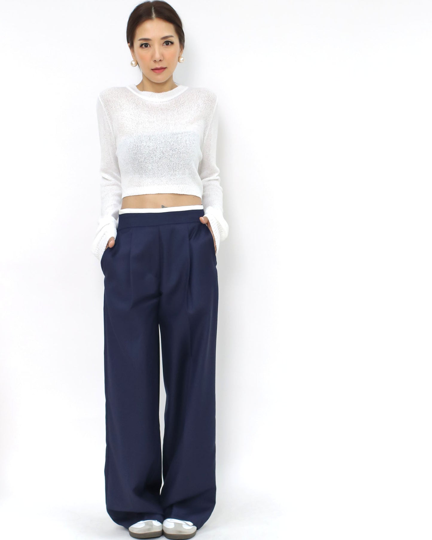 navy w/ ivory trim straight leg pants