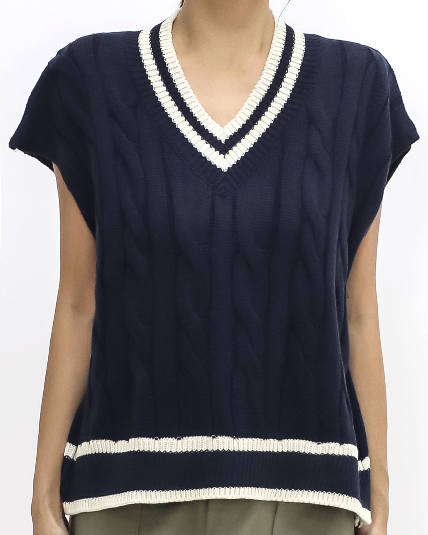 navy w/ ivory stripes V neck knitted vest *pre-order*