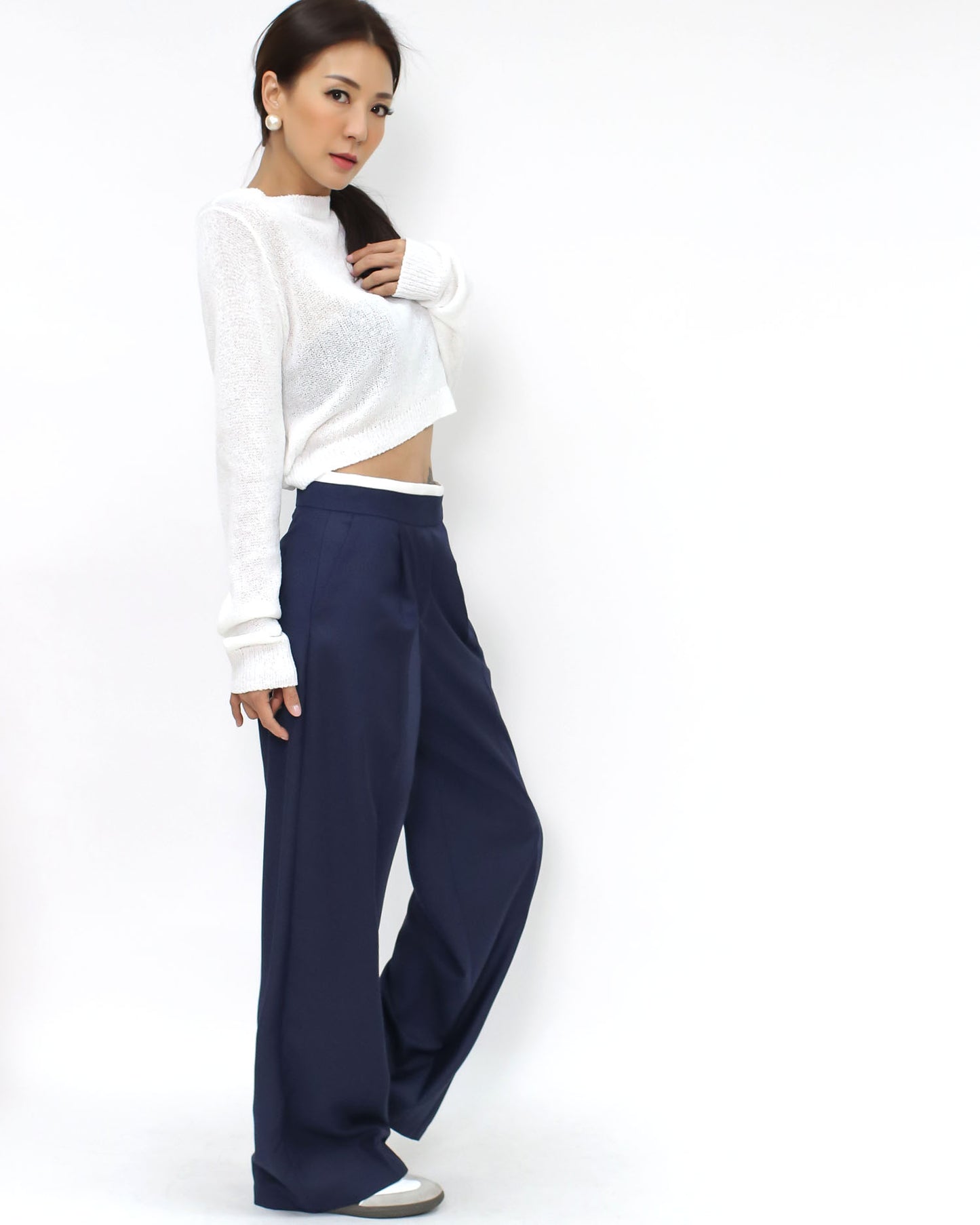 navy w/ ivory trim straight leg pants