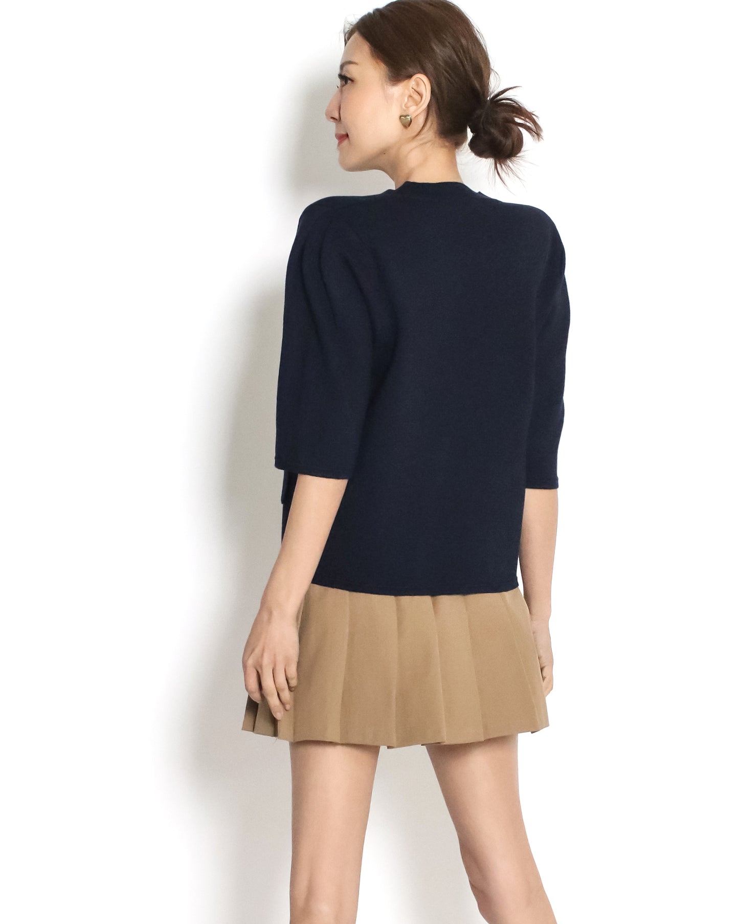 navy pockets front knitted top