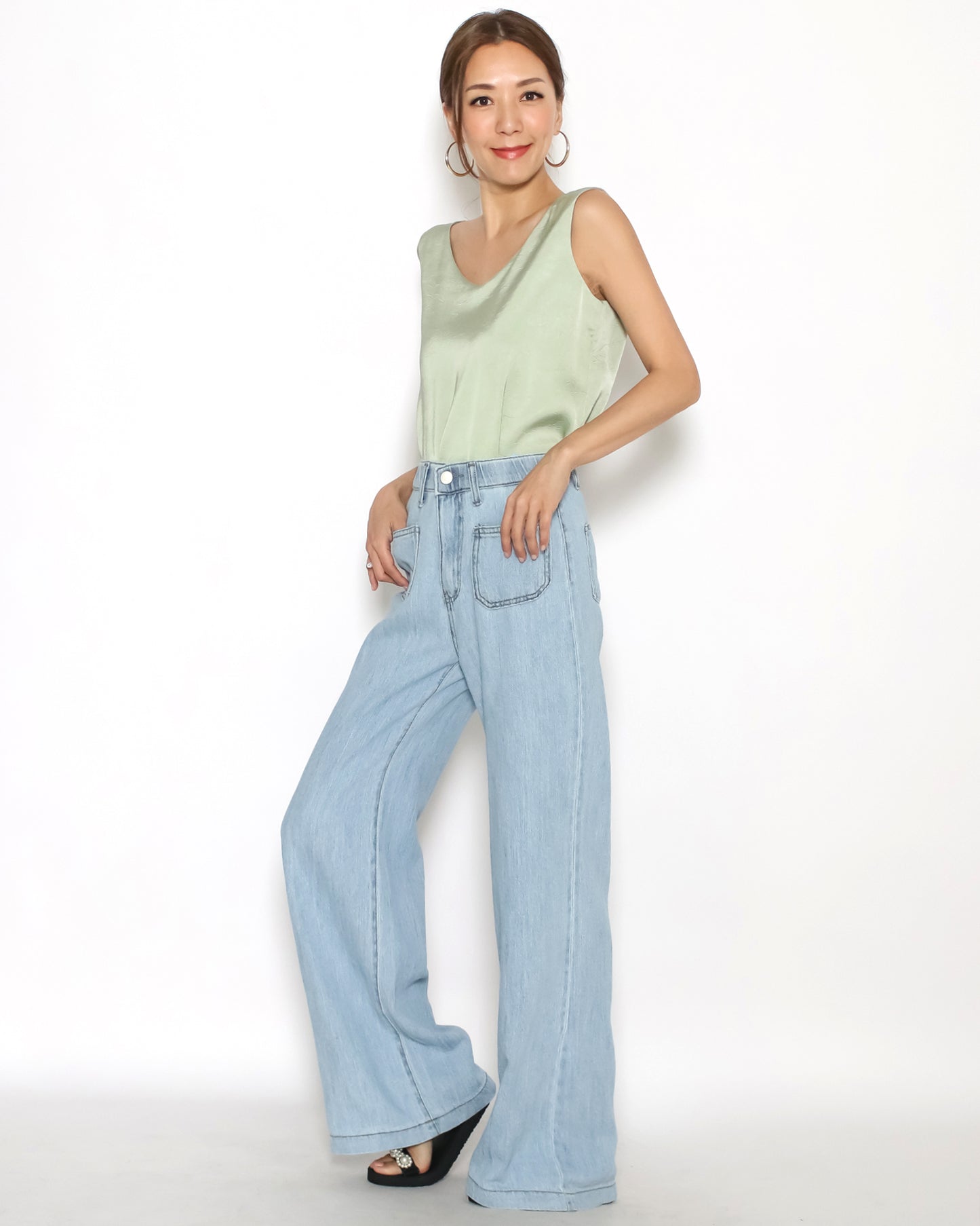 light blue denim pockets front straight leg jeans