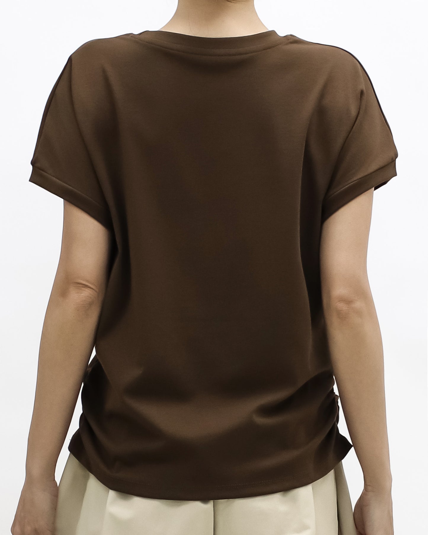 brown round shoulder tee