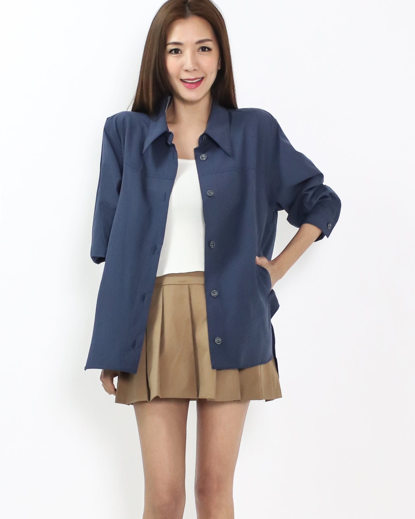 beige pleats skirt
