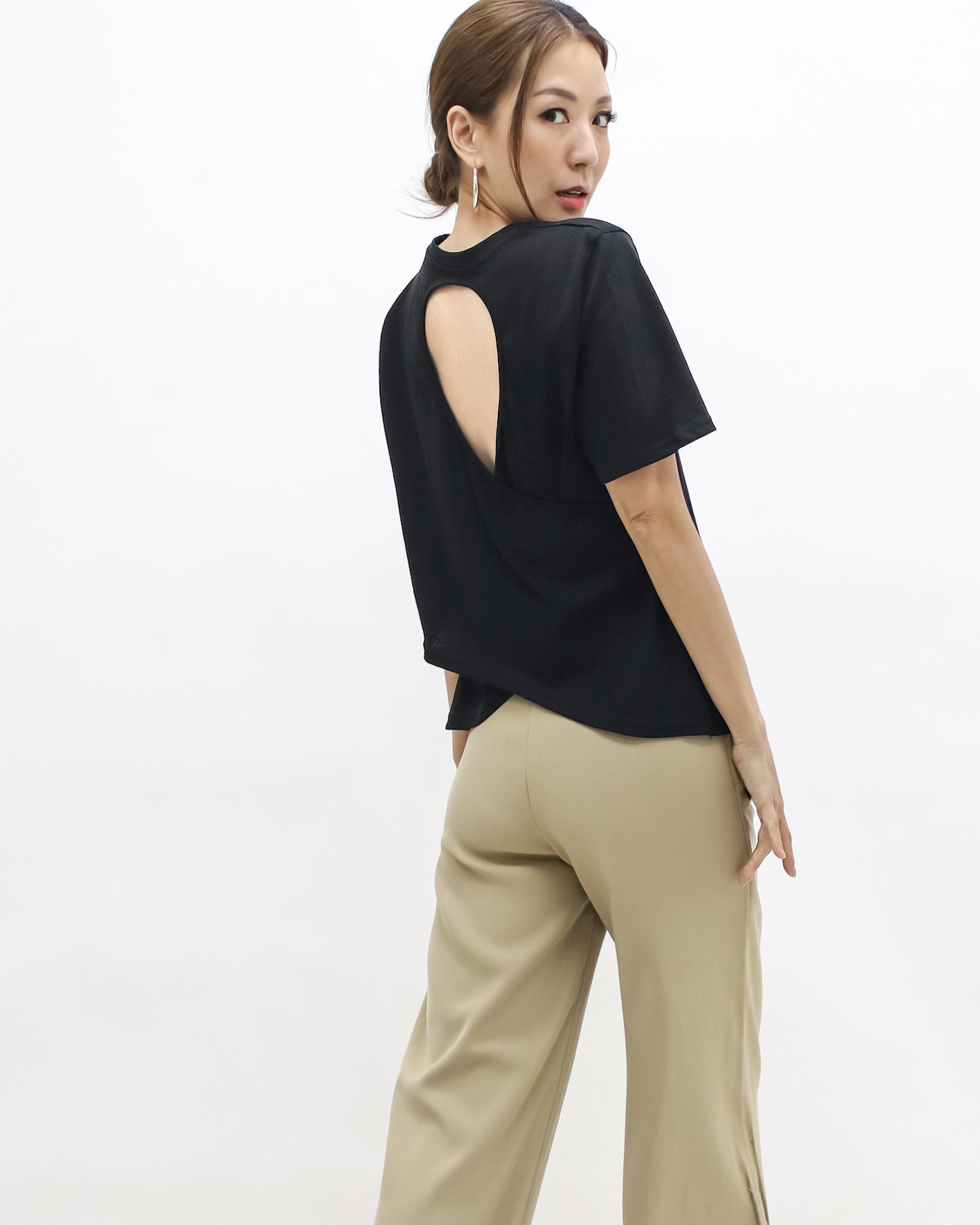 black cutout back tee