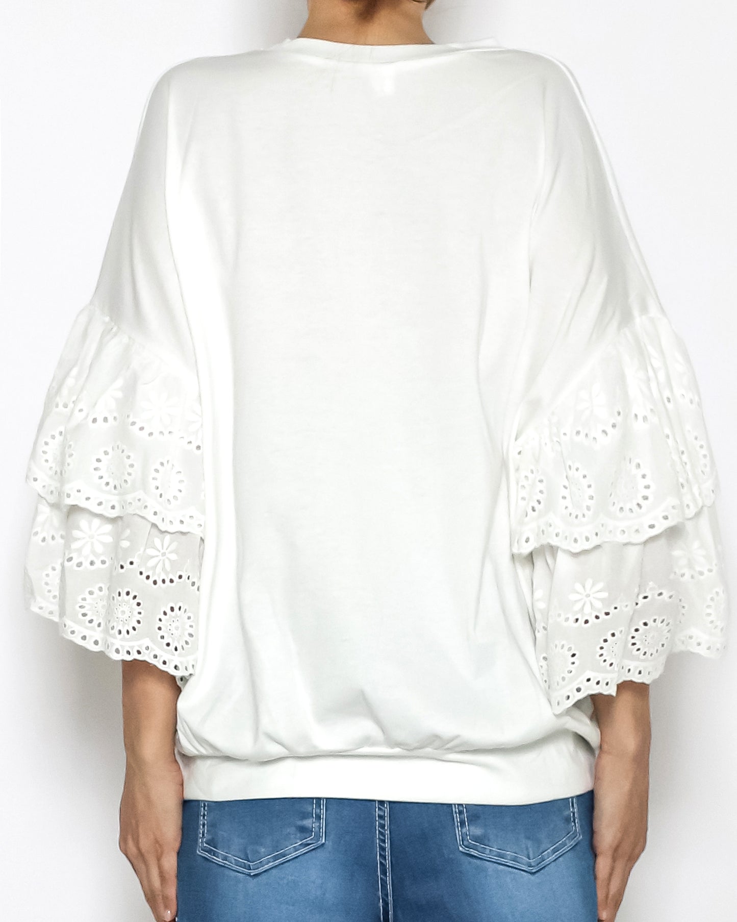ivory w/ crochet layer sleeves tee *pre-order*