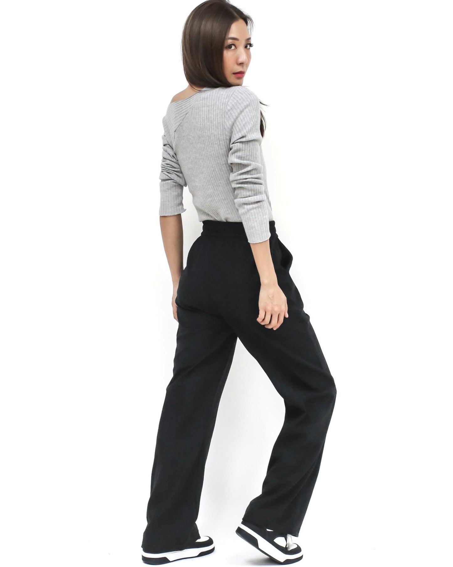 black corduroy straight legs pants