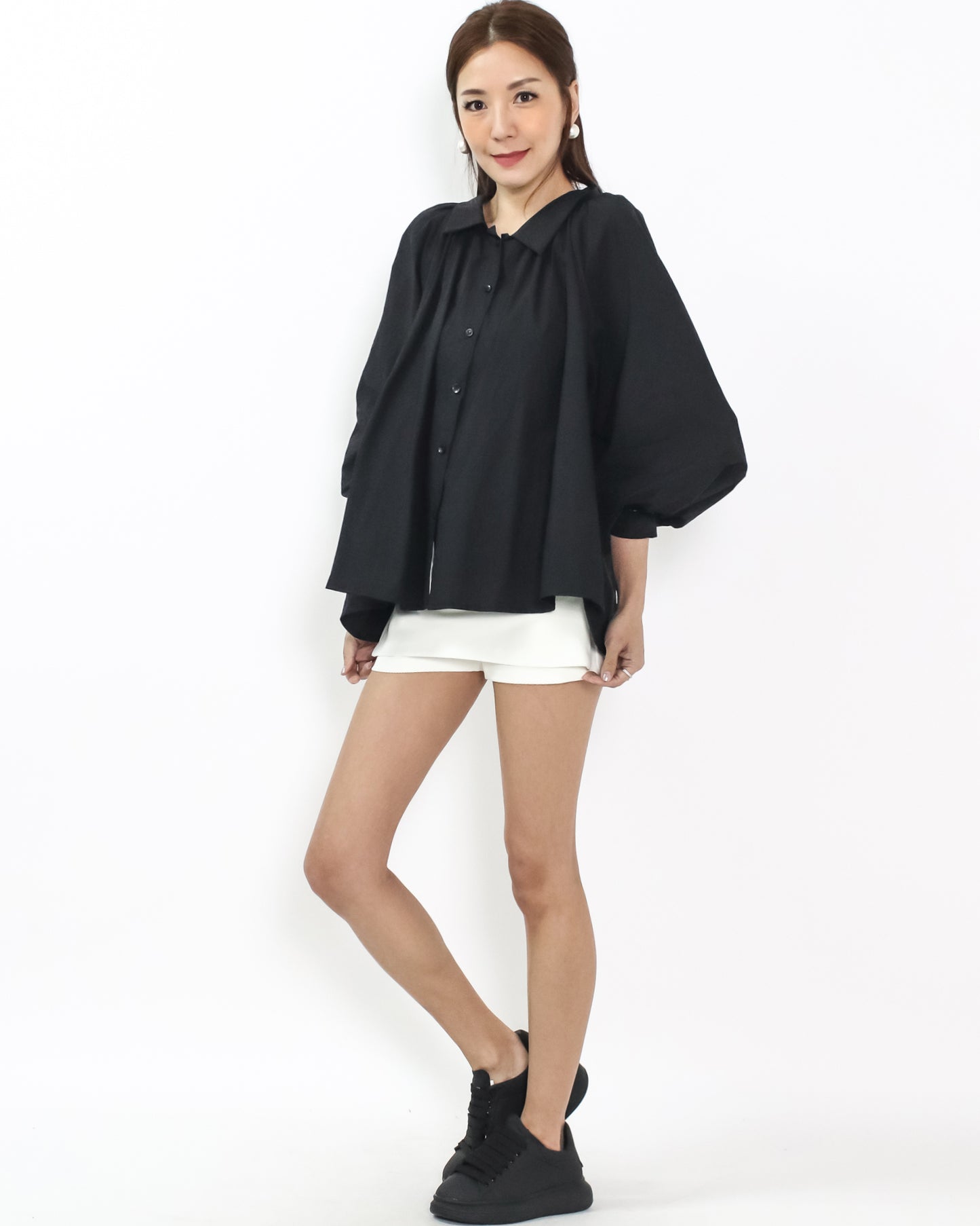 black puff sleeves flare shirt *pre-order*