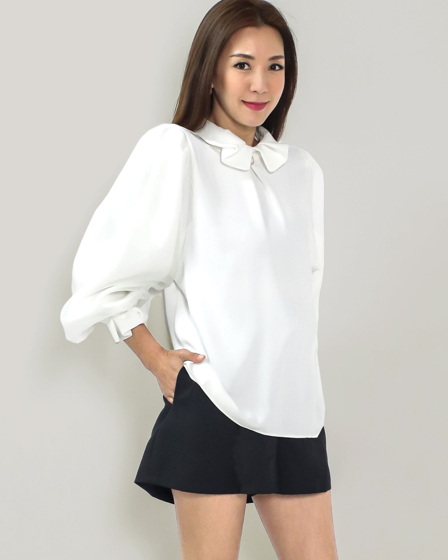 ivory bow collar w/ mesh puff sleeves layer shirt