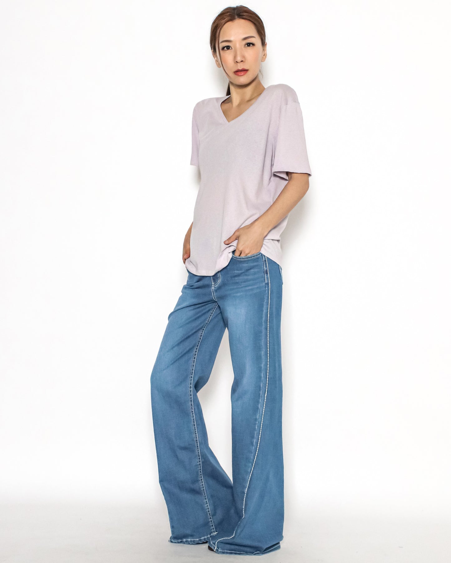 lilac u neck basic tee *pre-order*