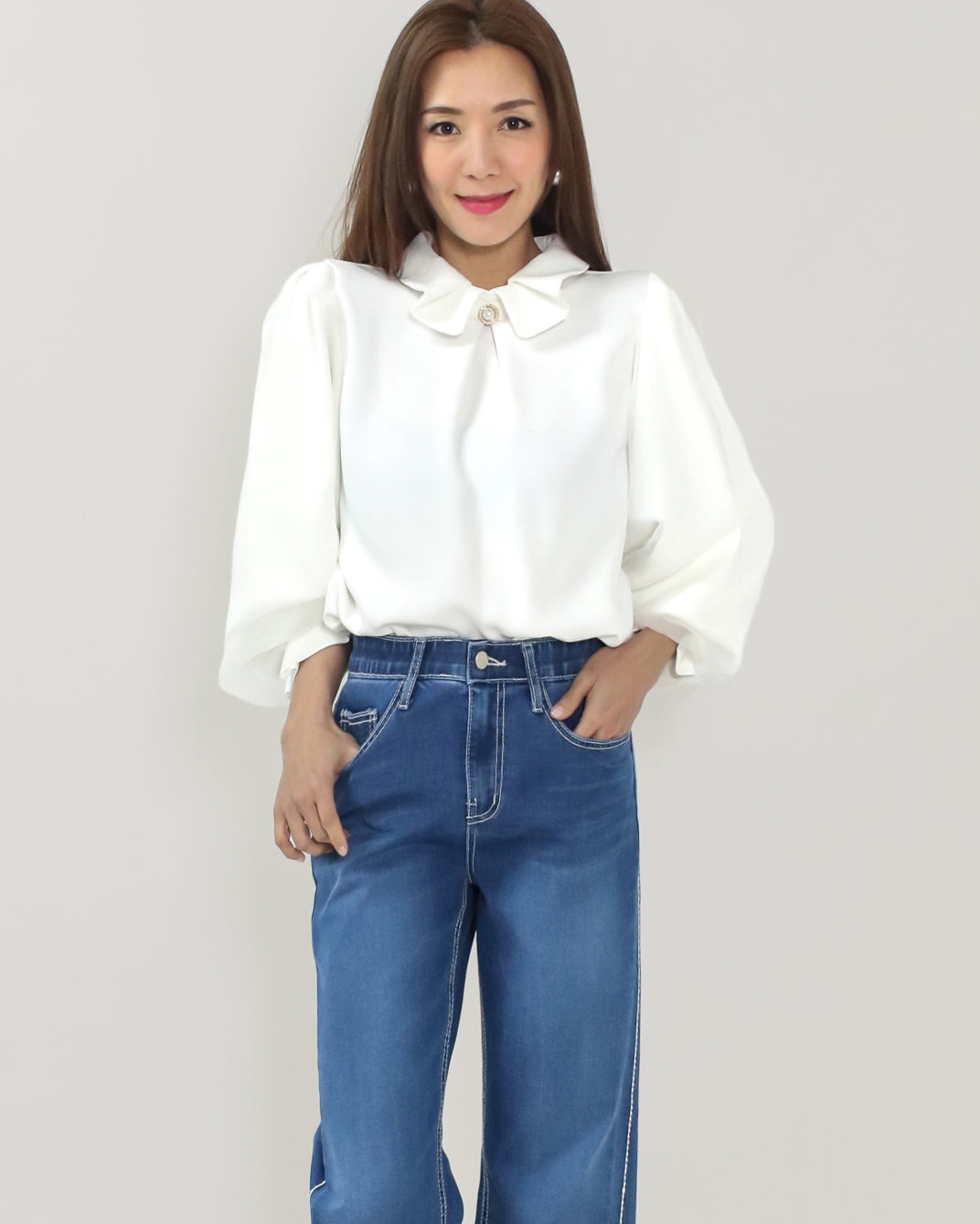 ivory bow collar w/ mesh puff sleeves layer shirt