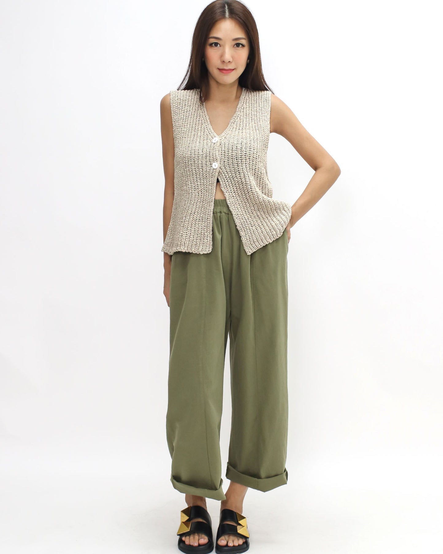 beige chunky knitted vest