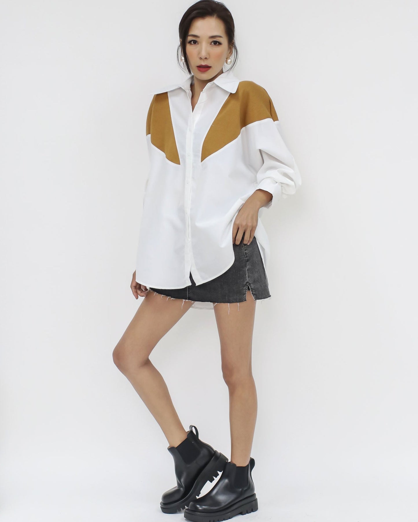 ivory and beige knitted shirt