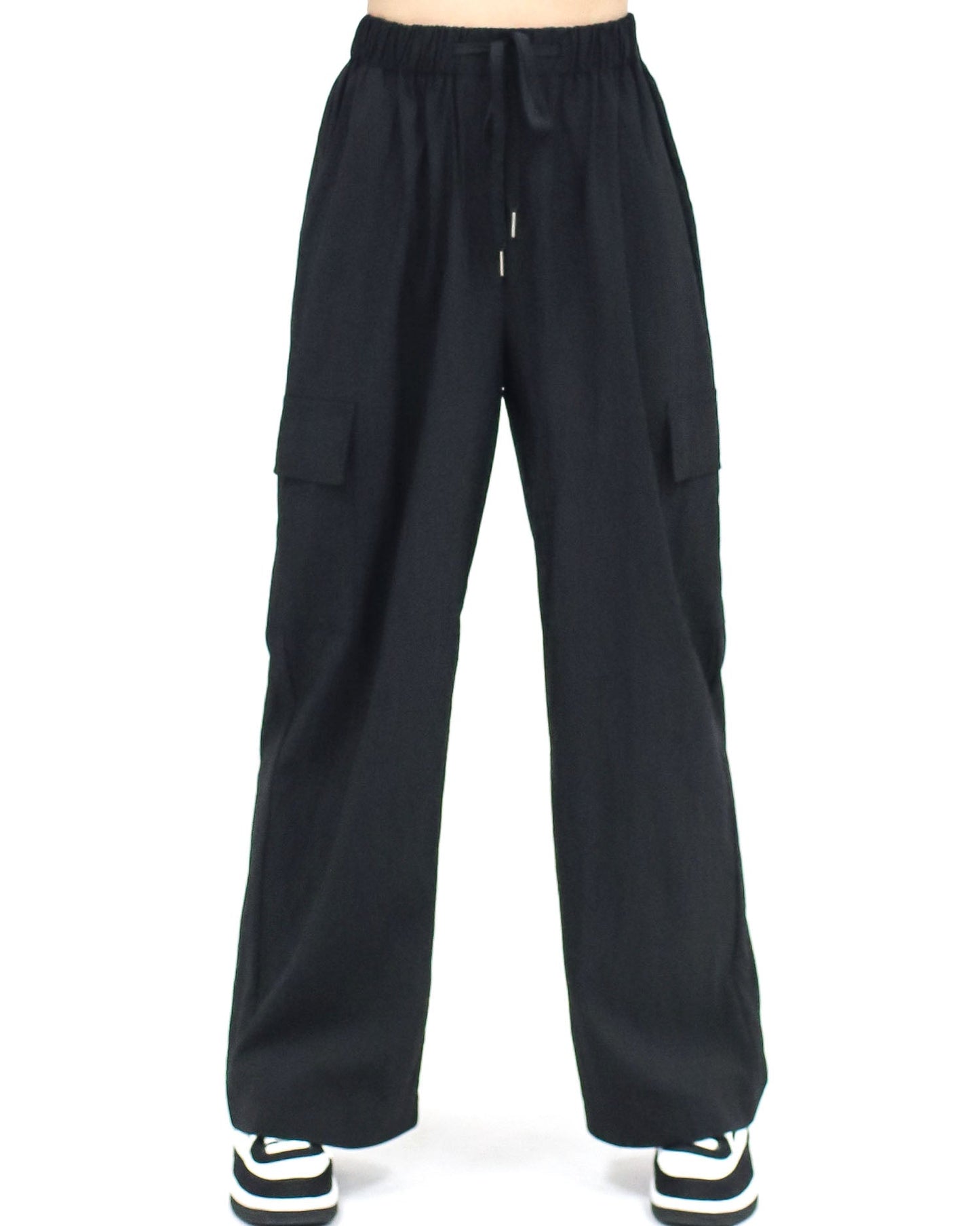 Black tech cargo straight pants