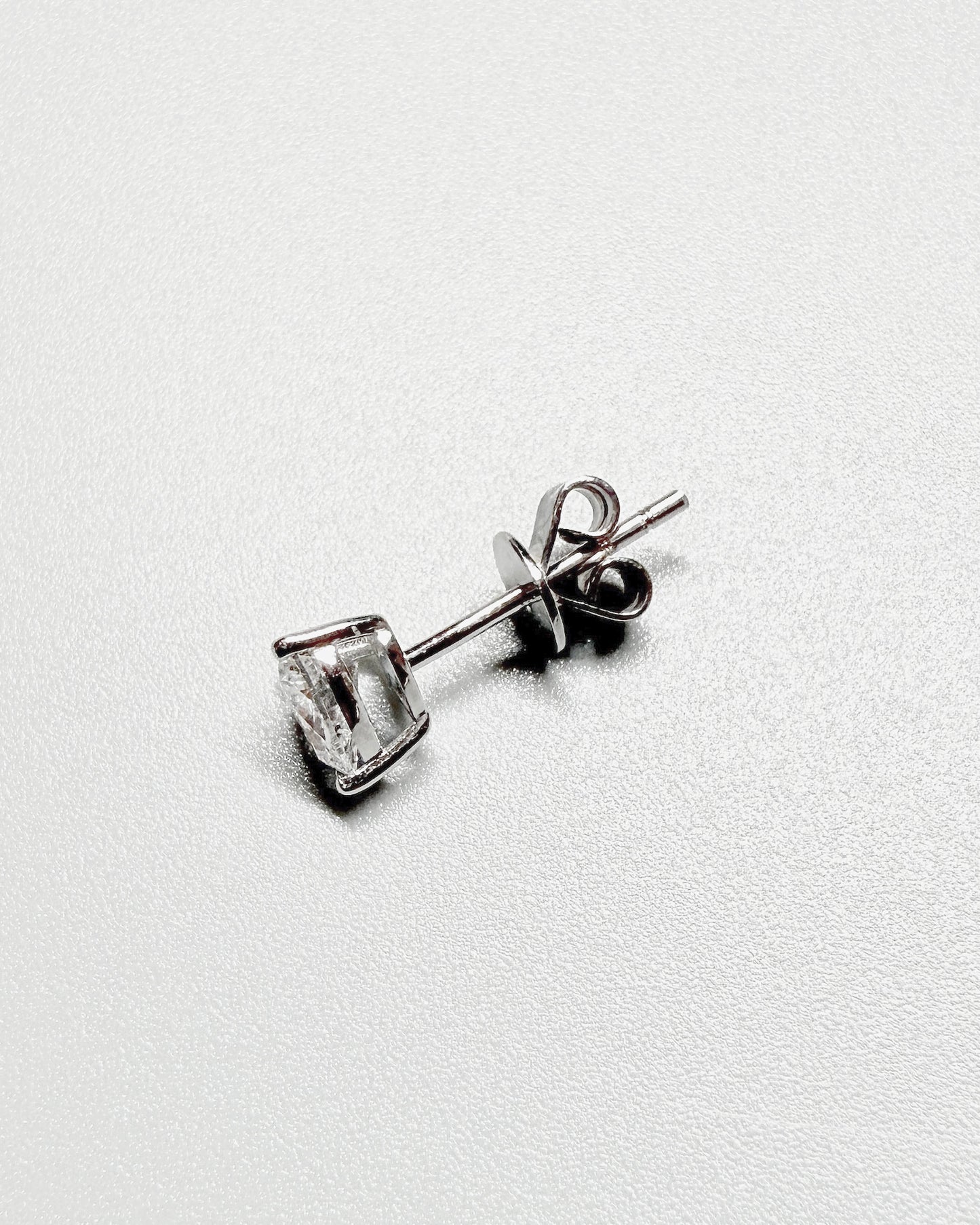 GAL 0.5ct heart lab-grown diamond earrings