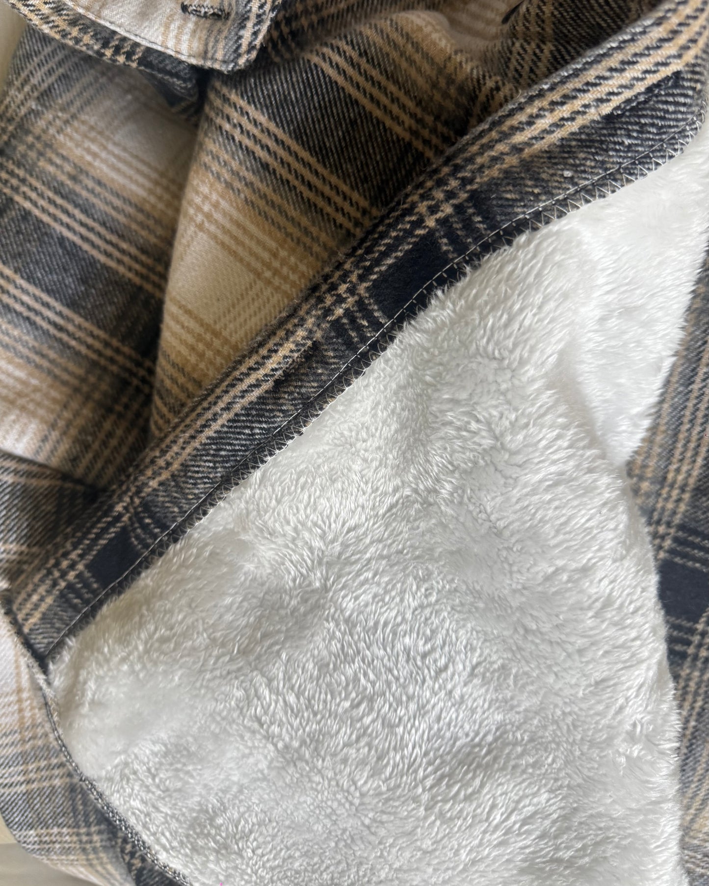 ivory beige & grey checkers fleece inner shirt *pre-order*