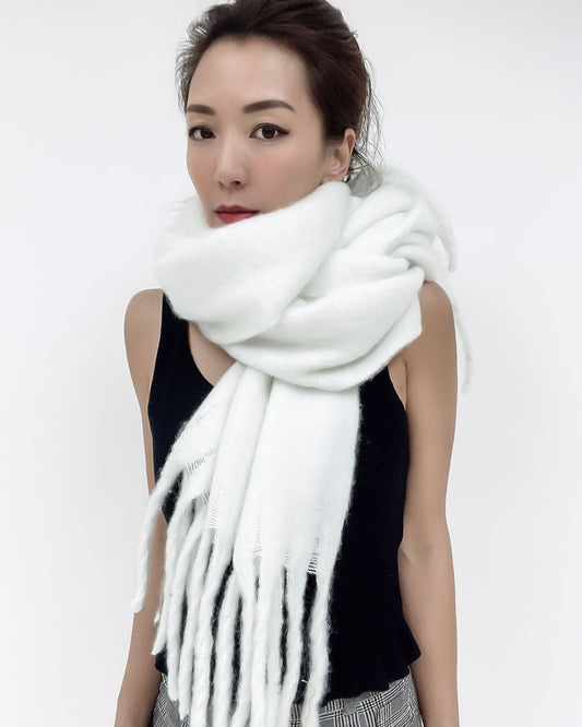 ivory wool-blended tassels scarf *pre-order*