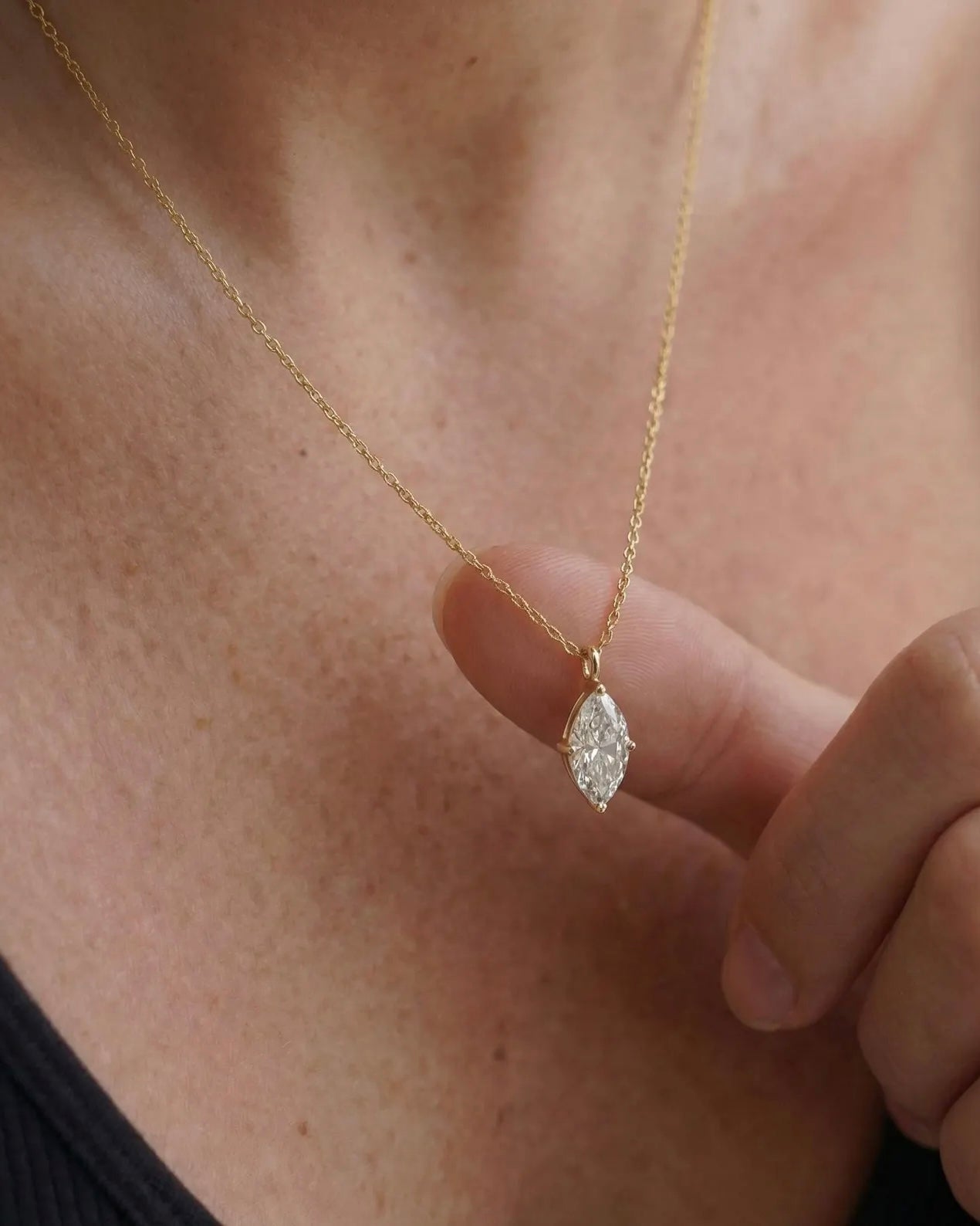 GAL 0.8ct pendant marquise lab-grown diamond necklace