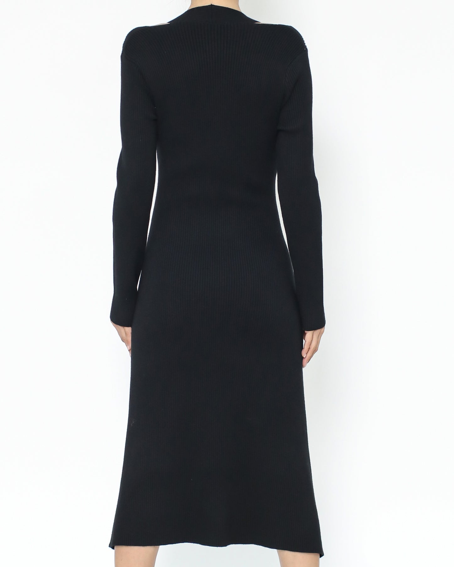 black cutout shoulders knitted dress *pre-order*