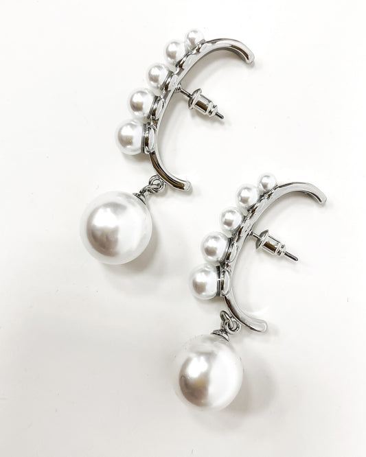 silver & pearls earrings *pre-order*