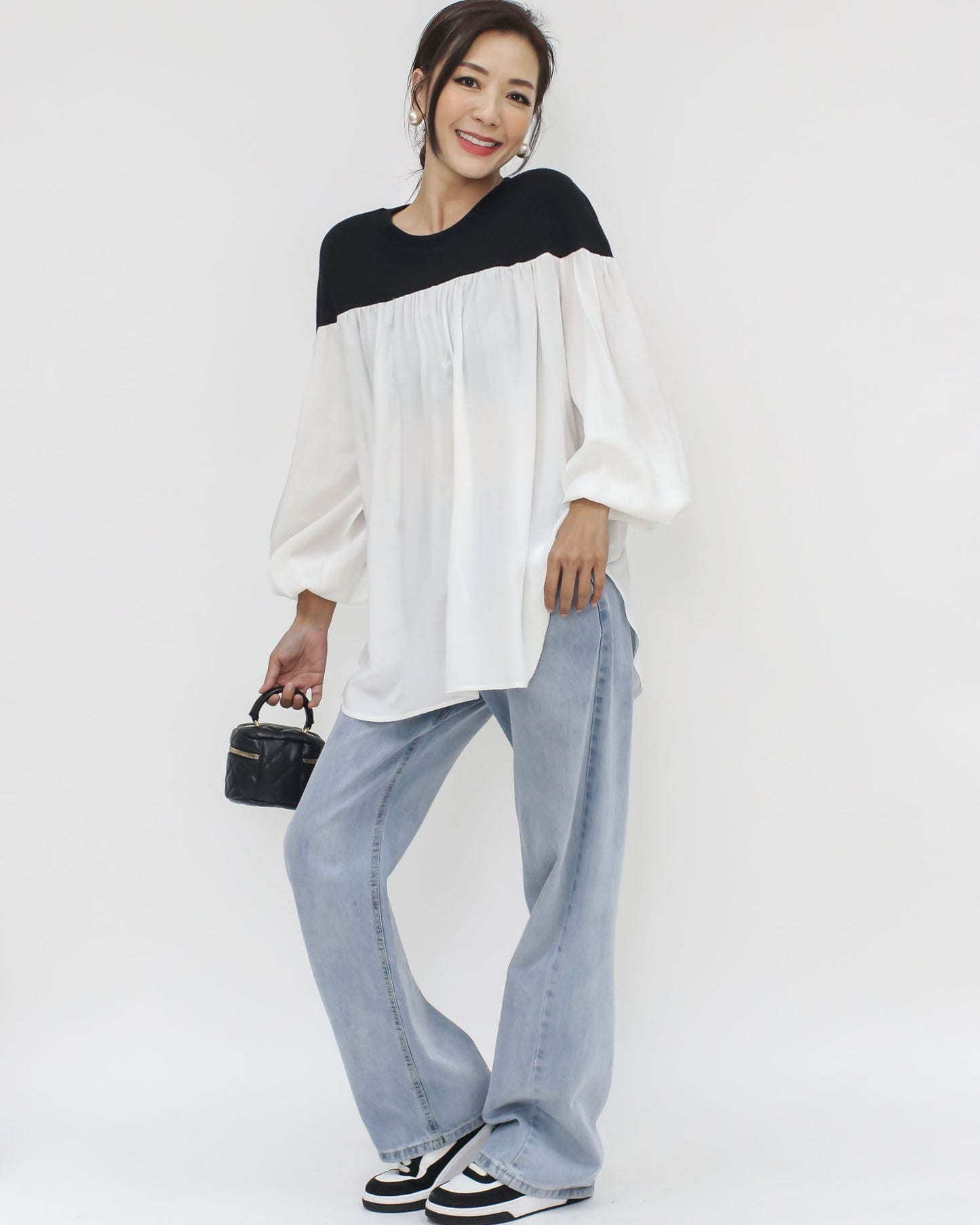 light blue denim straight legs jeans *pre-order*