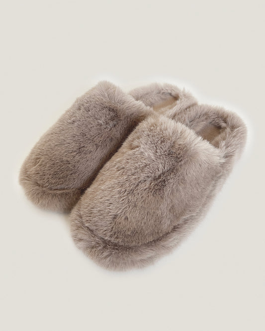 beige furry lounge slippers *pre-order*