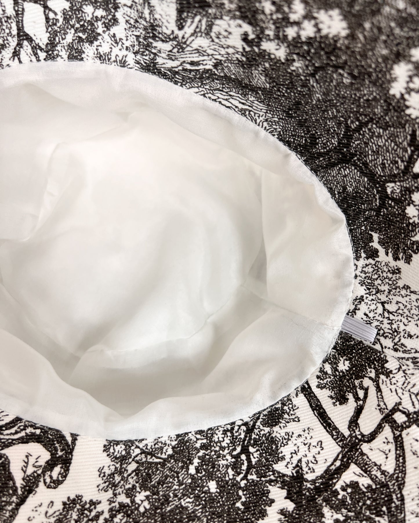 black & ivory printed canvas bucket hat *pre-order*