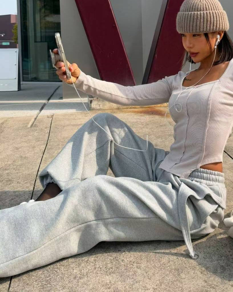 D buckle fleece sweat pants *pre-order*