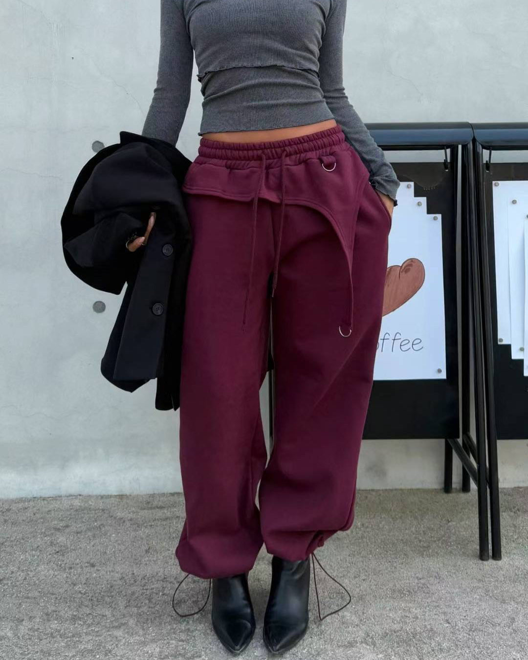 D buckle fleece sweat pants *pre-order*