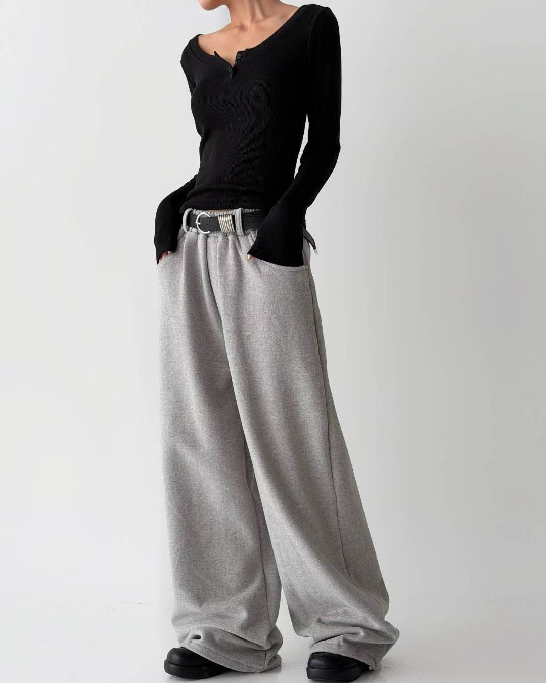 grey fleece sweat pants *pre-order*