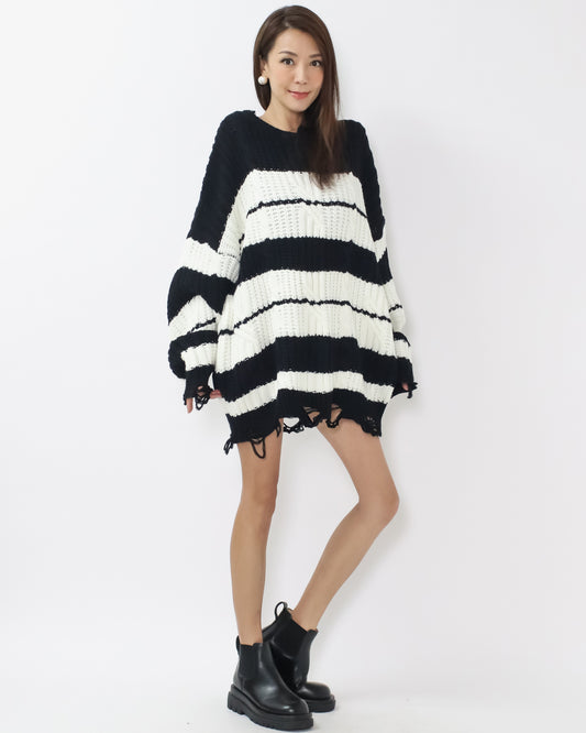 black & ivory stripes ripped twisted knitted longline top *pre-order*