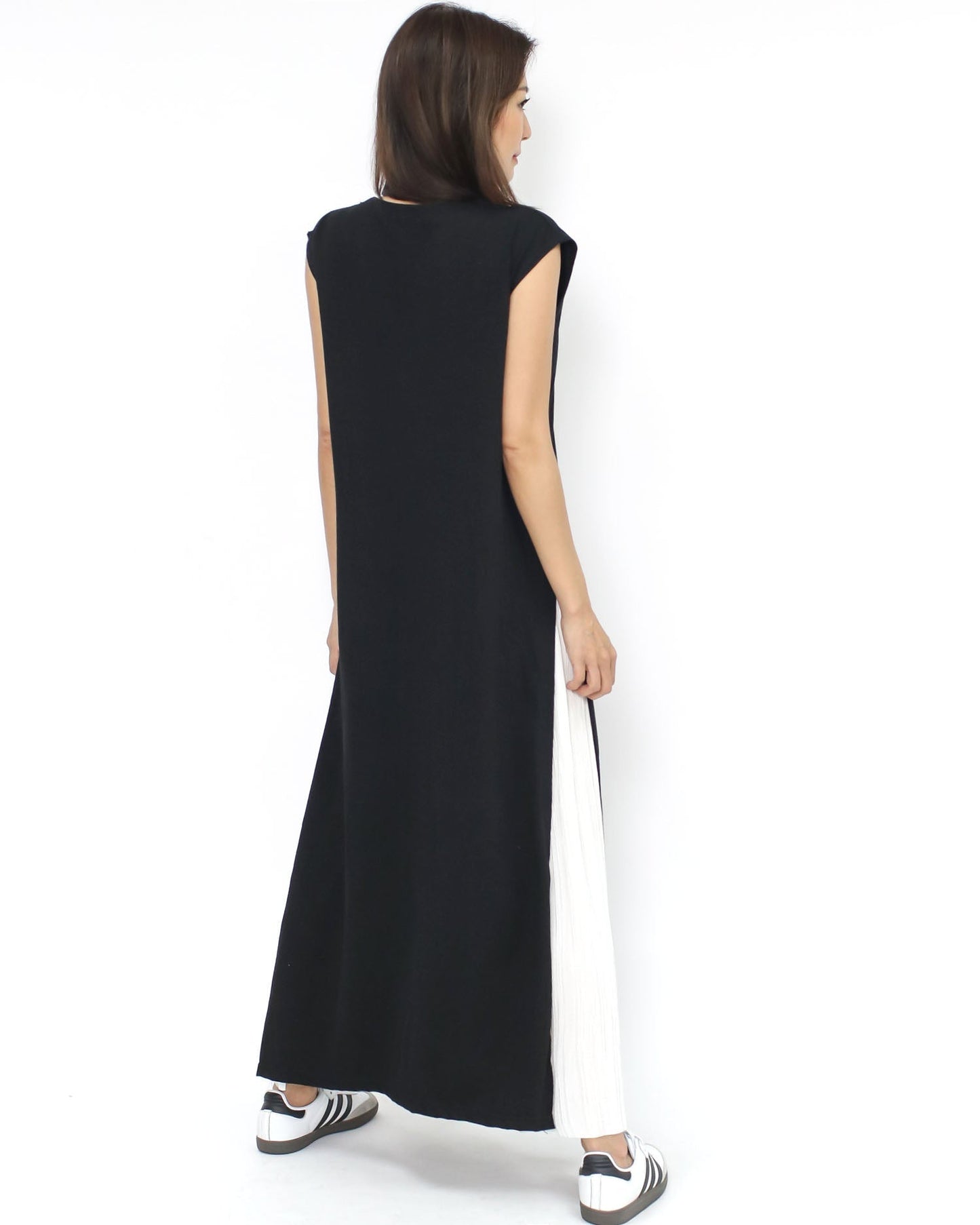 black sweat & ivory chiffon pleats sides dress *pre-order*