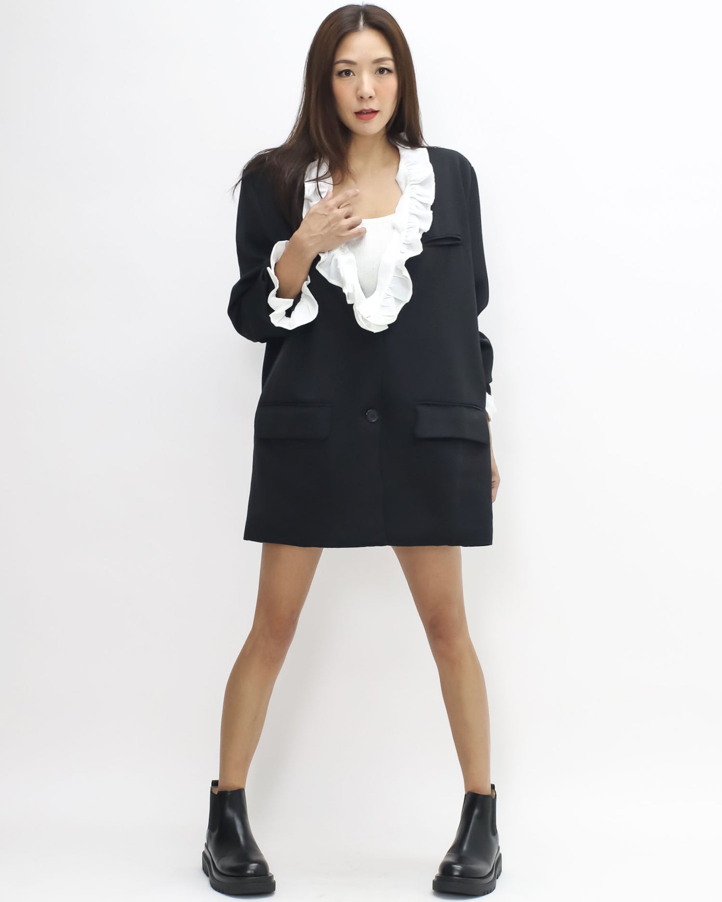 black w/ ivory shirt ruffles blazer *pre-order*