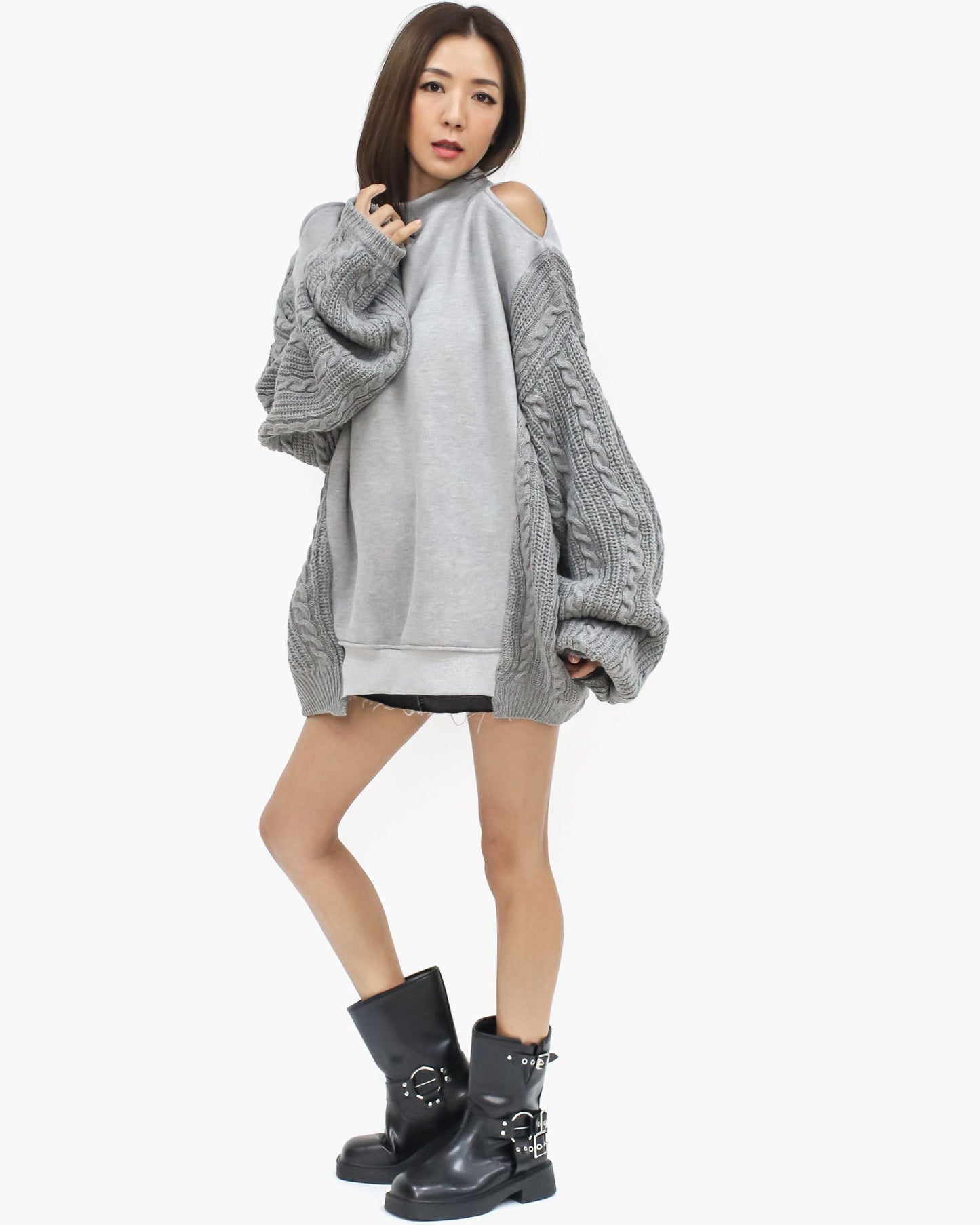 grey & knitted sleeves cutout shoulders fleece sweatshirt *pre-order*