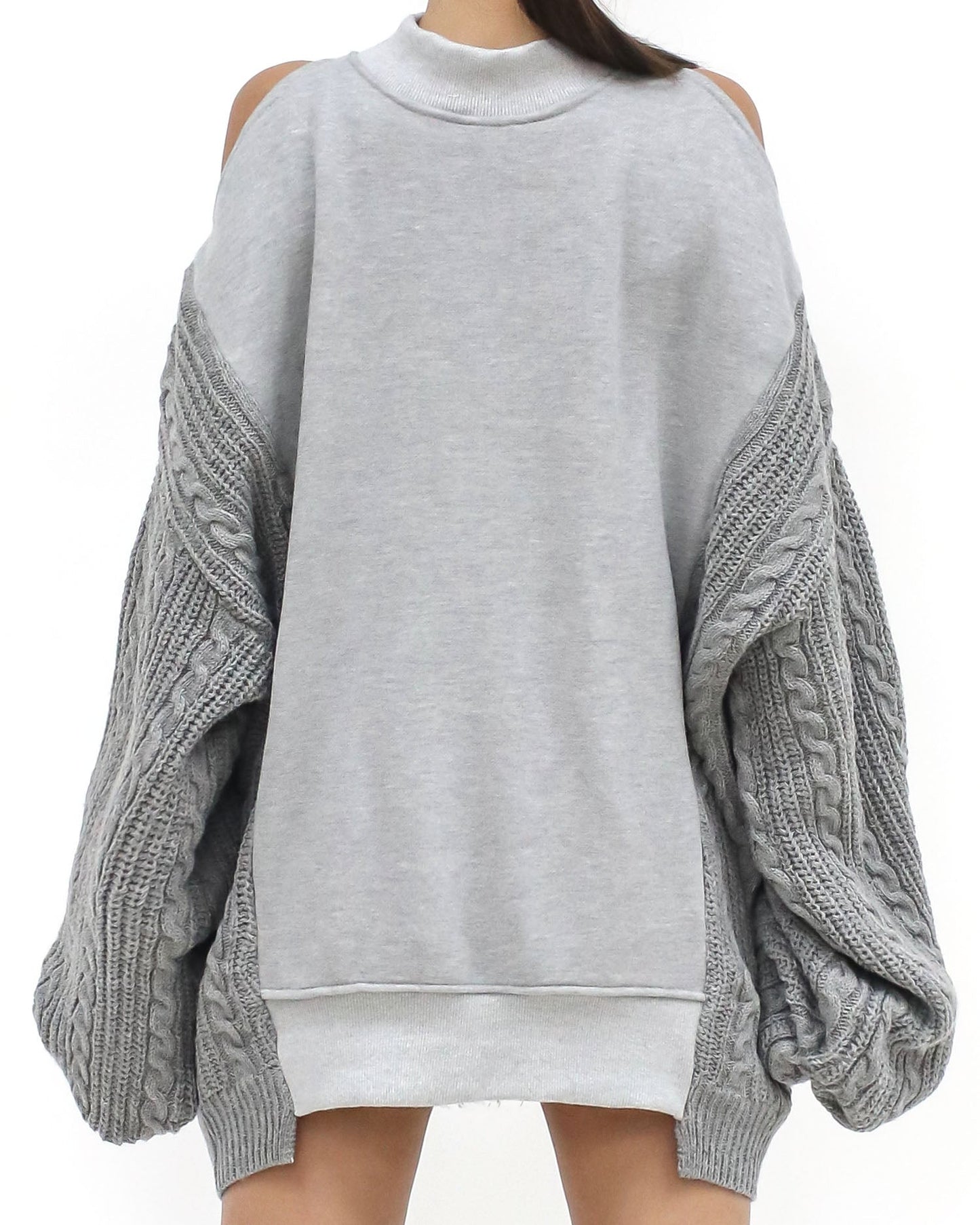 grey & knitted sleeves cutout shoulders fleece sweatshirt *pre-order*