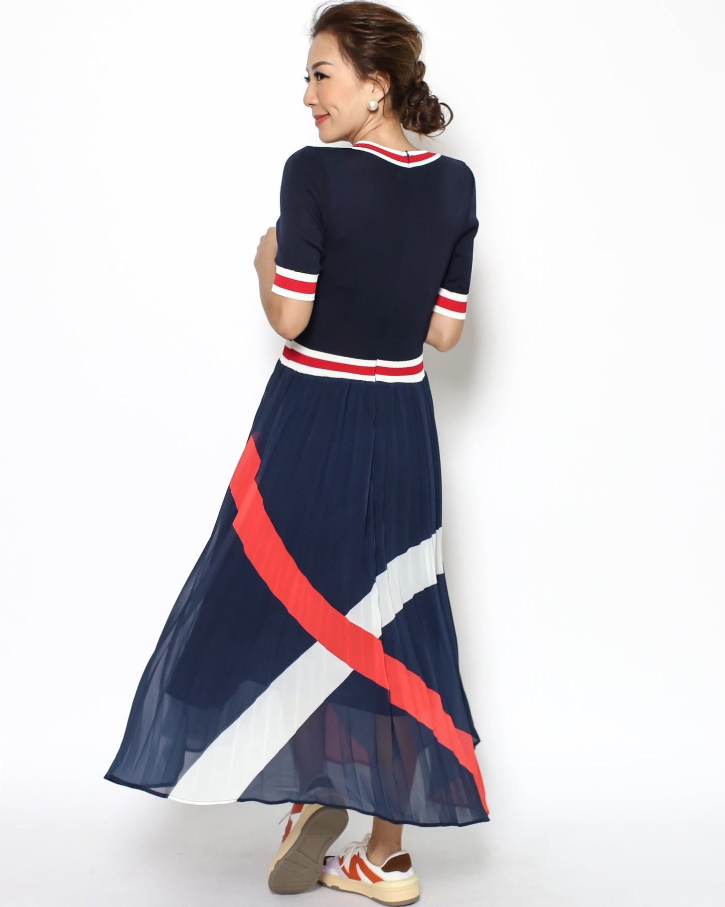 navy fined knitted & pattern pleats chiffon dress *pre-order*